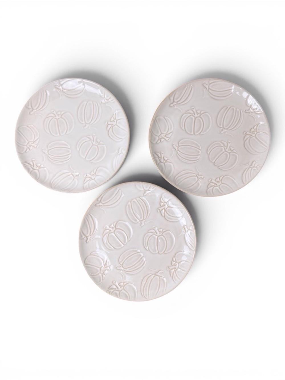 Hobby Lobby Embossed Ceramic Salad Plates/Bowls Set Cream/White Pumpkins 12 pc. - Picture 2 of 9
